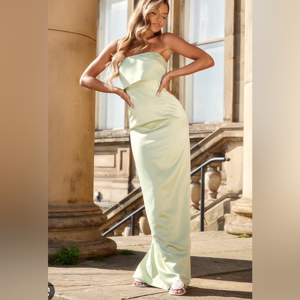 Prettylittlething Long Bridesmaid Dress